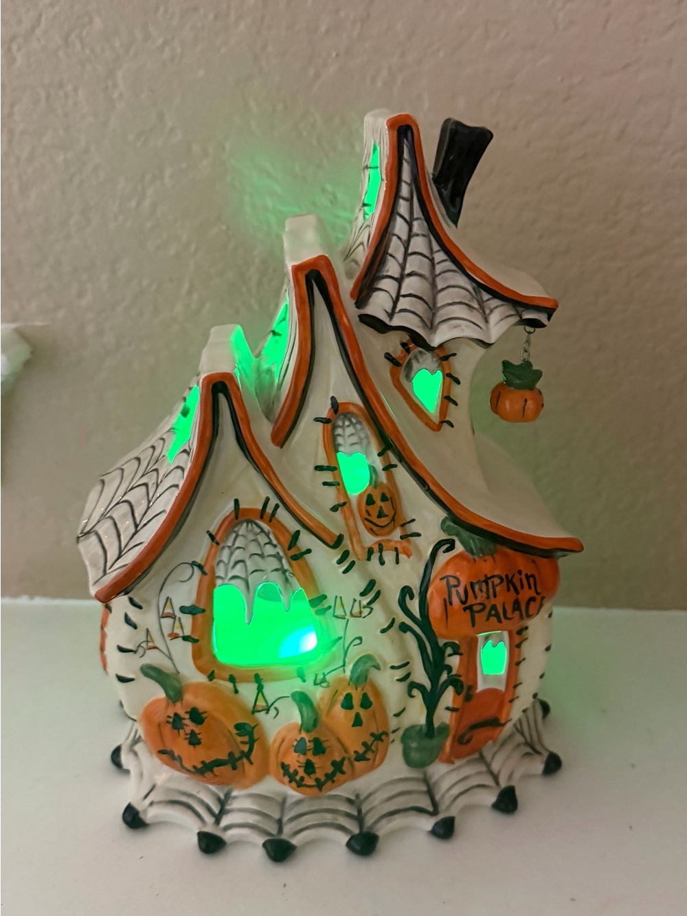 Blue Sky Clayworks Halloween 2018 PUMPKIN PALACE Tea Light Candle House NEW